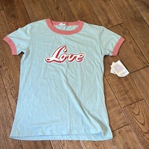 NWT size M LuLaRoe Liv shirt